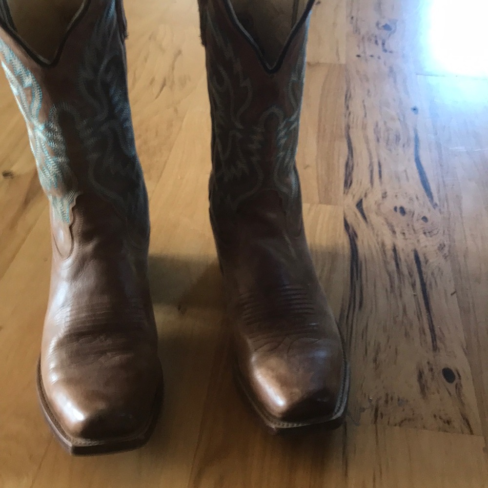 Women’s size 7 1/2 Nocona boots